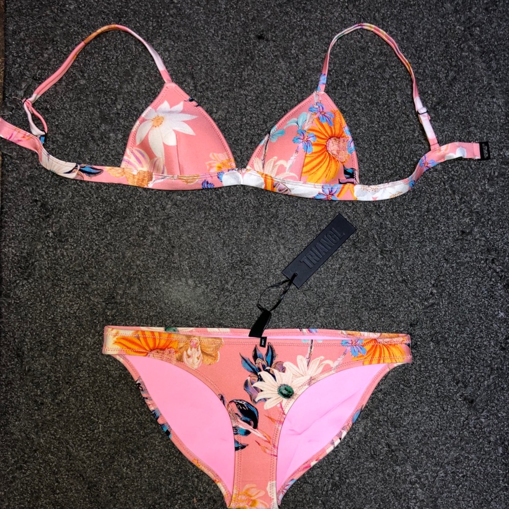 Triangl swimsuit brand new!